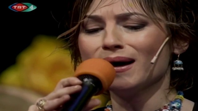 Aslı Pakalınlar / Ettiğin cevri bile kendime nimet bilirim