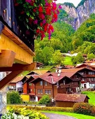 BEAUTIFUL HOUSE,,, It is a modern and beautiful house near the water