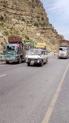 BEAUTIFUL ROADWAY,,,, It is a beautiful road in hilly area