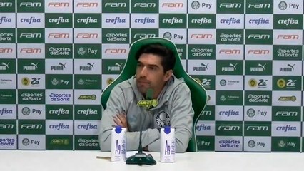 El DT de Palmeiras Abel Ferreira generó un escándalo en Brasil por un comentario machista a una periodista
