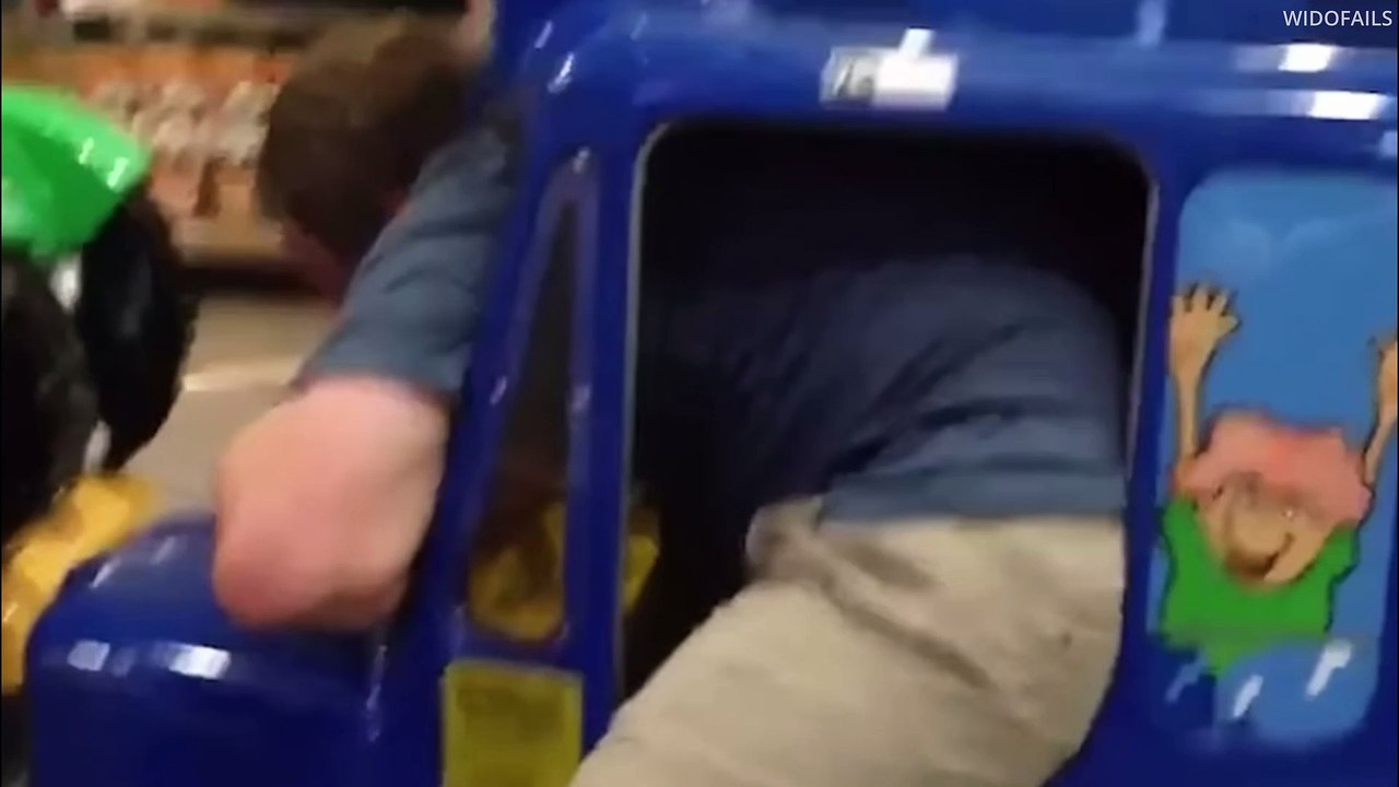 SHE FALLS AND THE TV BROKE | FAILS OF THE WEEK