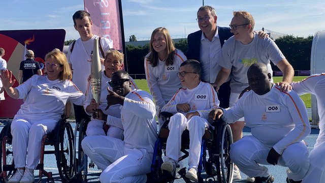 Jeux paralympiques : Golo et Ritchie « fiers » d’avoir ramené la flamme à Grigny