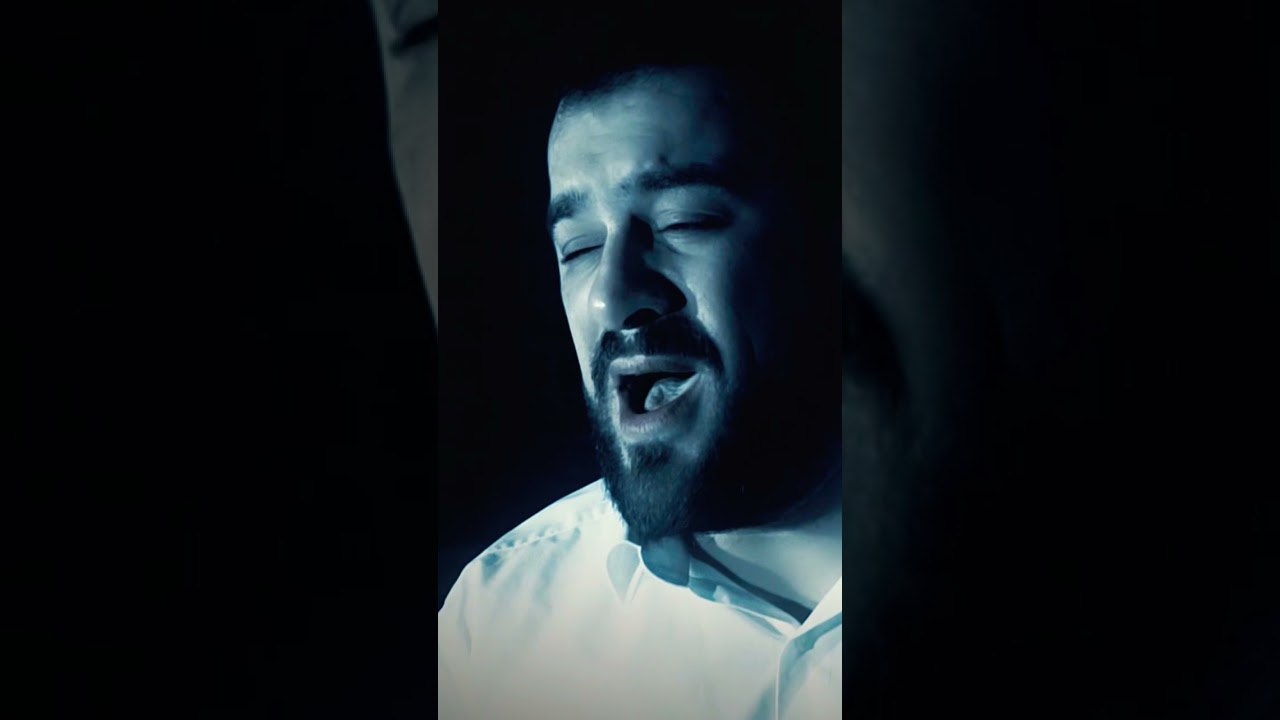 La ilahə illəllah. Muhəmmədun Rəsulullah. Əliyyun vəliyyullah. Vəsiyyu Rəsulillah