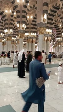 Magrib Prayer performed In Mosque Nabwi Roza e Rasool ﷺ#madinashareef❤ #viralreels #trendingreels #rozaerasoolﷺ❤️ #saudiarabia #2024 #assalamoalaikum #masjidnabawimadinah #umrah #azan #ziyarat Please follow FB page waseem786-vlog #instagram #youtube