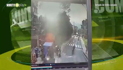 Impactante accidente en Envigado Motociclista salió volando tras colisión y quedó ileso