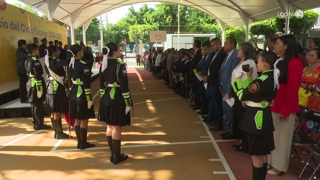 Por malas condiciones de escuela, paran clases en plantel de Ixtlahuacán
