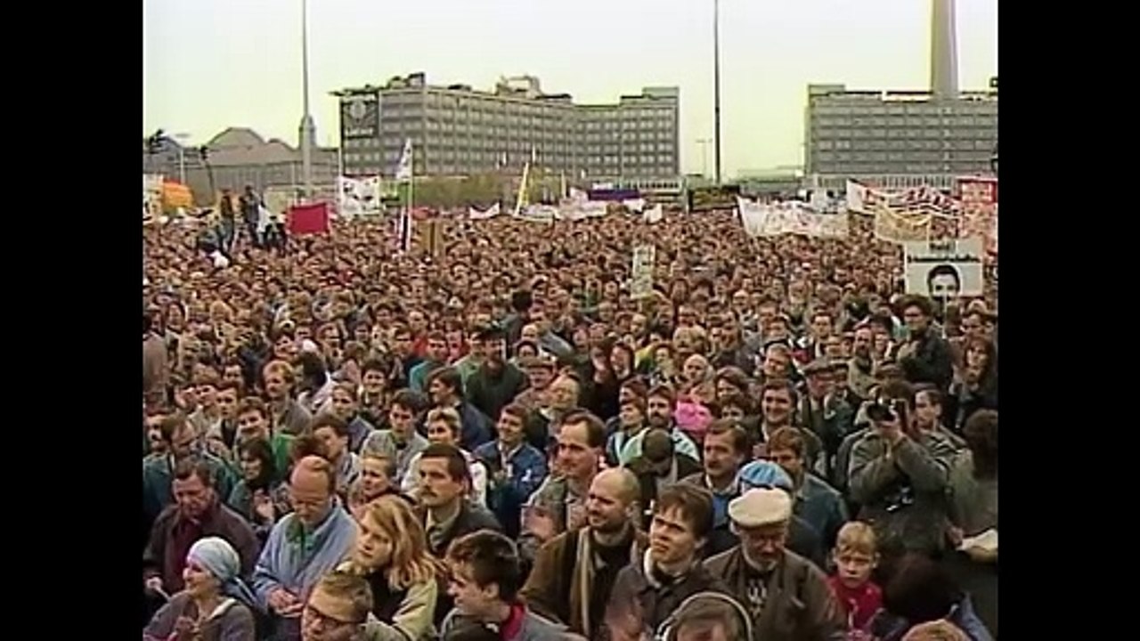 Die Unbeugsamen II - Guten Morgen, ihr Schönen! | movie | 2024 | Official Trailer