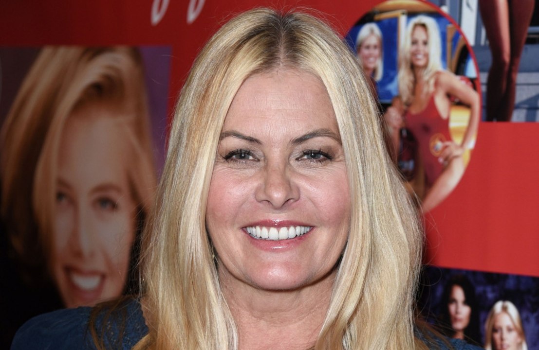 Nicole Eggert 'doesn't know what is happening'...
