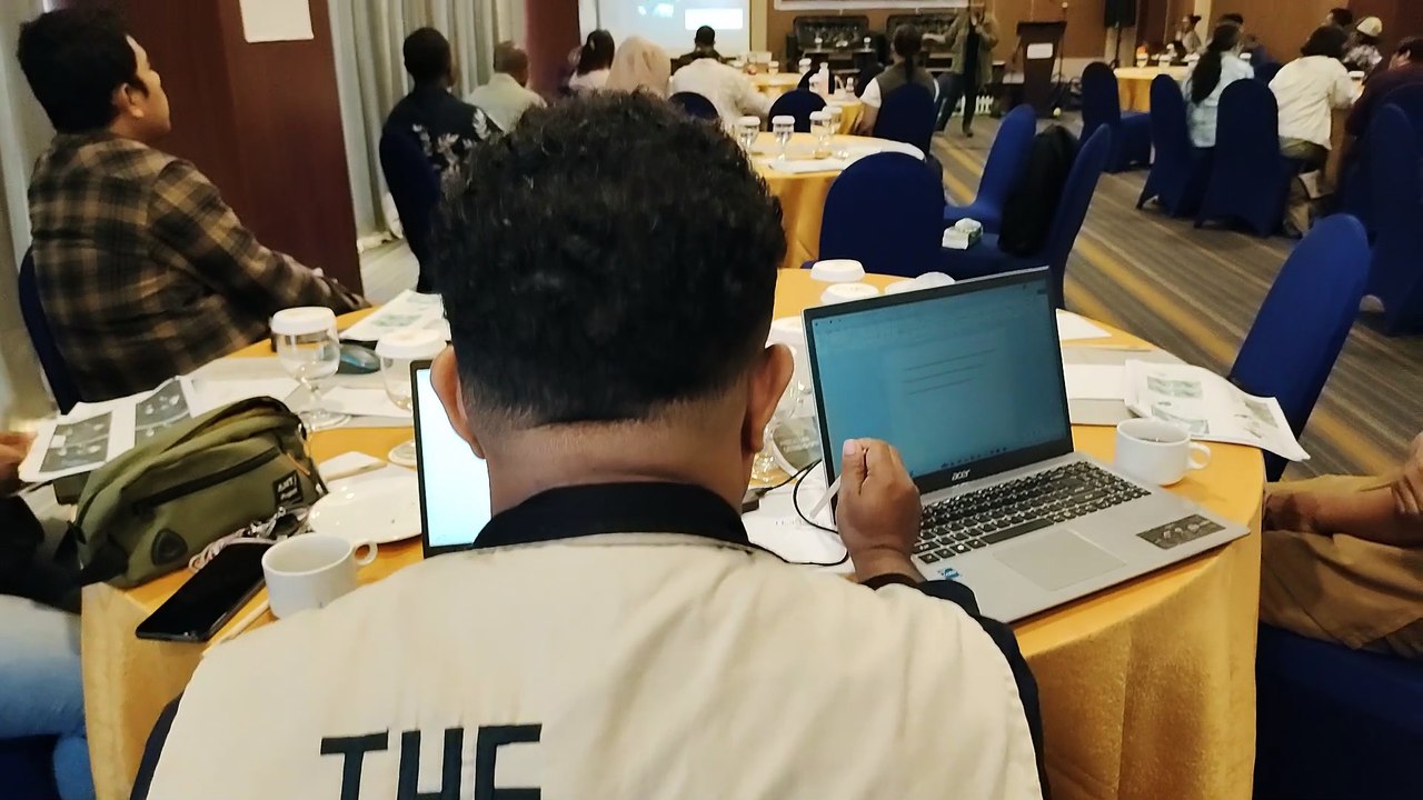 WWF Papua - Birdpacker Gelar Hasil Pemodelan Burung Endemik
