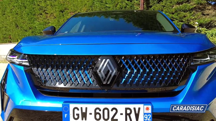 Le Renault Rafale défie le BMW X2