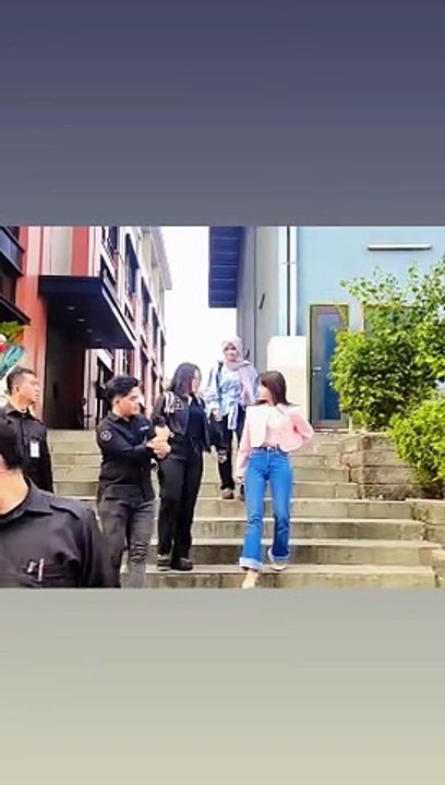 Respon Fuji di tanyai tentang Rebecca dan Fadly Faisal