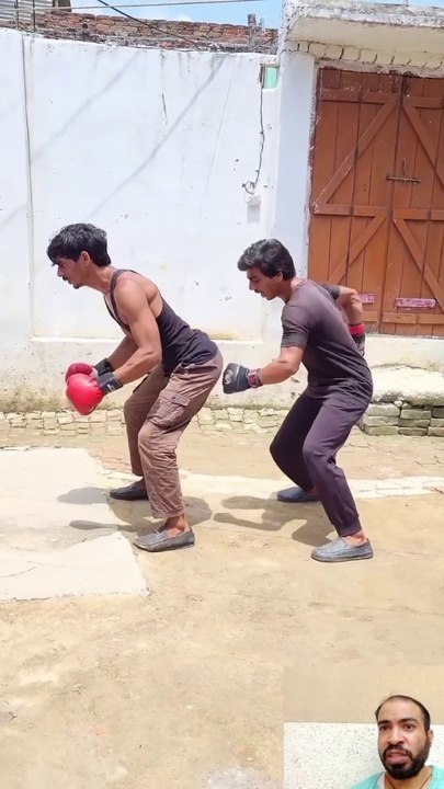 لعبه مصارعه مضحكه.Funny wrestling game.Jeu de lutte amusant