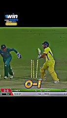 PAKISTAN BOWLERS SHOWING LEVEL