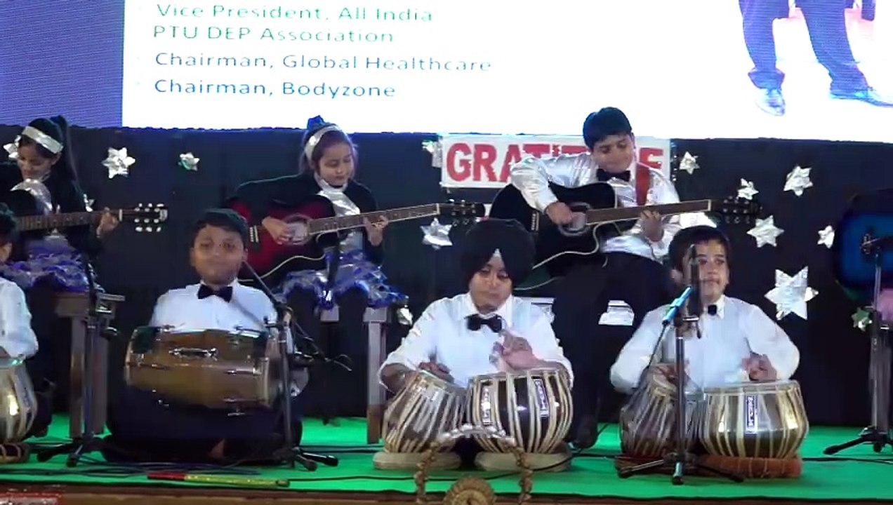 The Multifaceted Benefits of Playing a Musical Instrument for Students