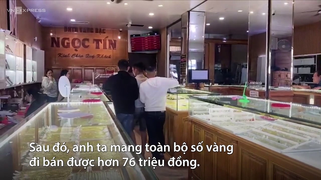 Nghi can cướp dây chuyền ở hai tiệm vàng trong 3 ngày