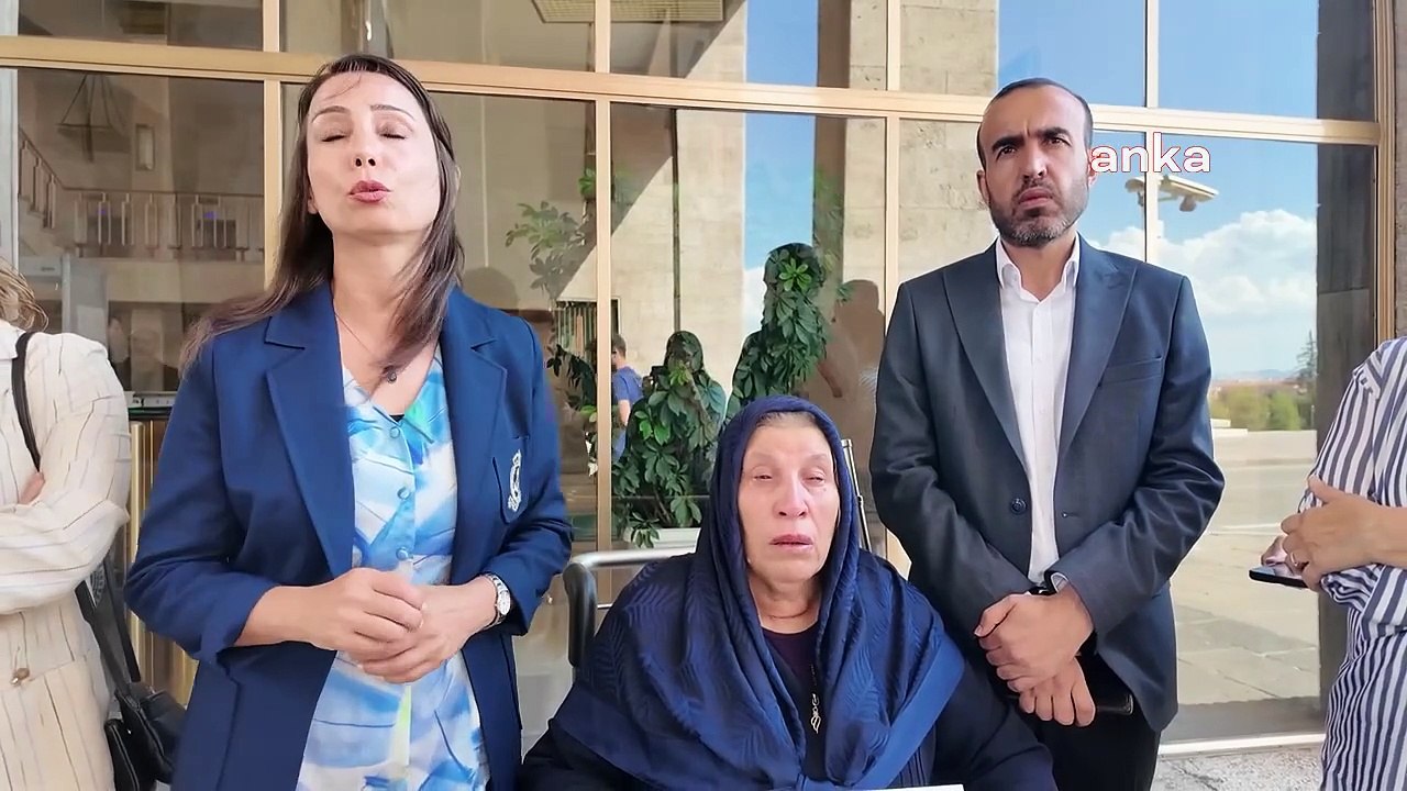 Tülay Hatimoğulları, Meclis'te adalet nöbetine devam eden Emine Şenyaşar'ı ziyaret etti