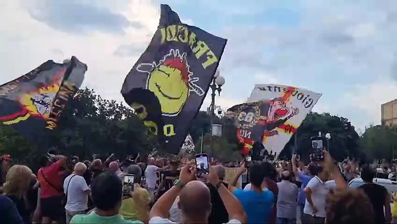 Messina, i tifosi contro Sciotto: "Te ne devi andare"