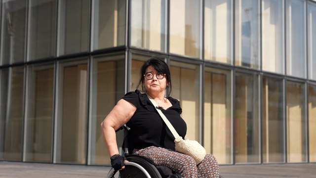 Paralympiques : « Le RER, c’est galère ! », notre parcours-test en fauteuil roulant à Paris