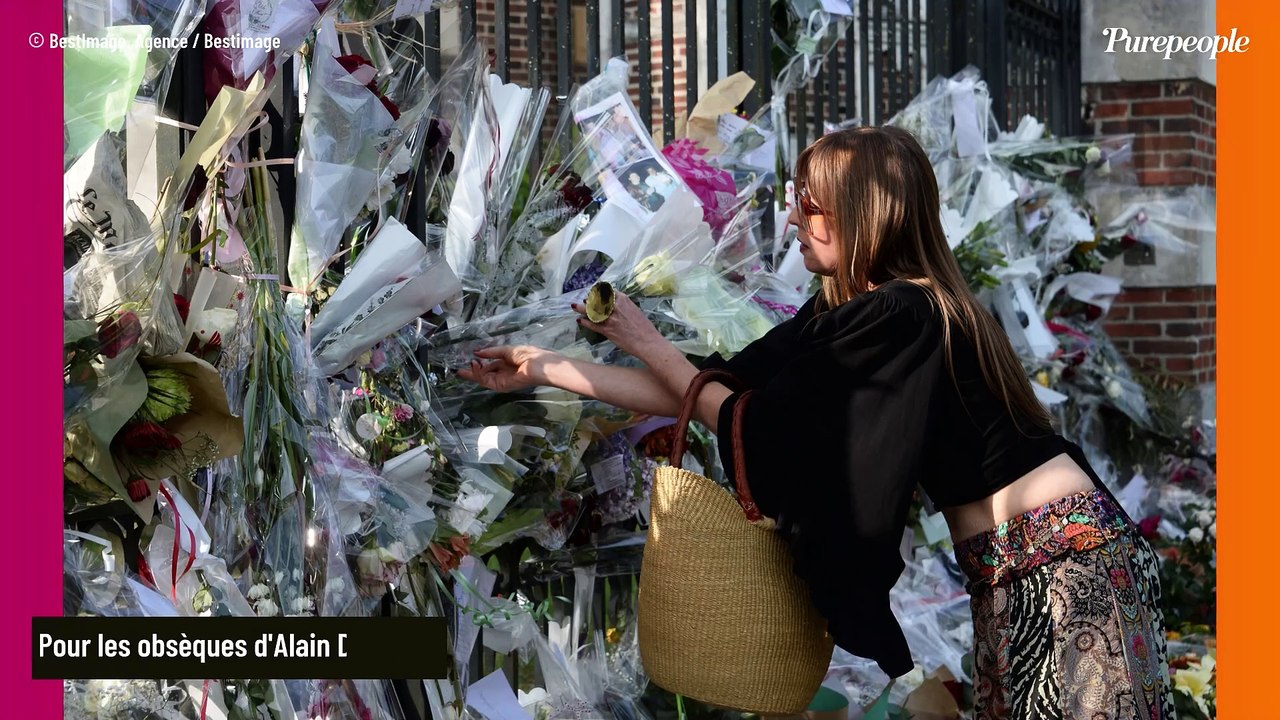 Elle était le "diamant" d'Alain Delon... La présence d'une célèbre chanteuse à Douchy révélée, elle l'a accompagné jusqu'au bout