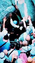 رسول کریم ﷺ جب عرفہ سے لوٹے ، تو ( پہاڑ کی ) گھاٹی کی جانب مڑ گئے