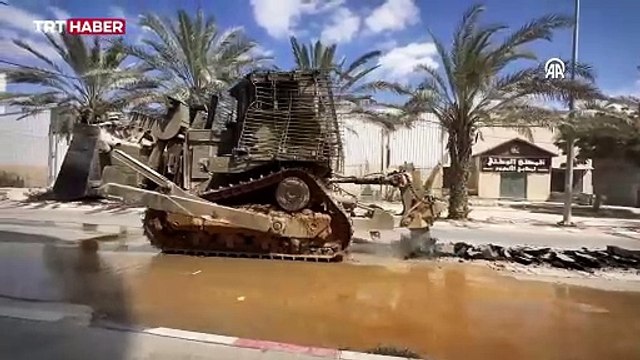 İsrail ordusu işgal altındaki Batı Şeria'nın Tulkerim kentinde altyapıyı yok ediyor