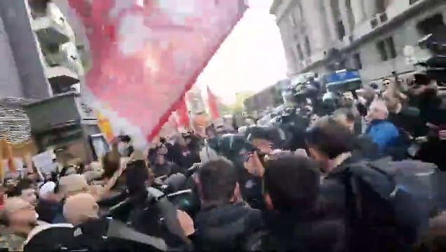 La Policía Federal desató la represión contra jubilados y jubiladas