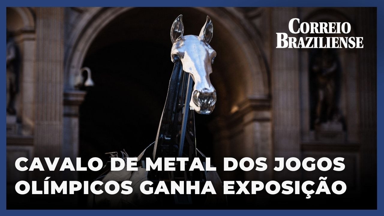 Cavalo de metal da abertura dos Jogos Olímpicos ganha exposição em Paris