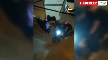 Otobüsün farından rahatsız olan baba-oğul, şoförü darp etti... O anlar kamerada