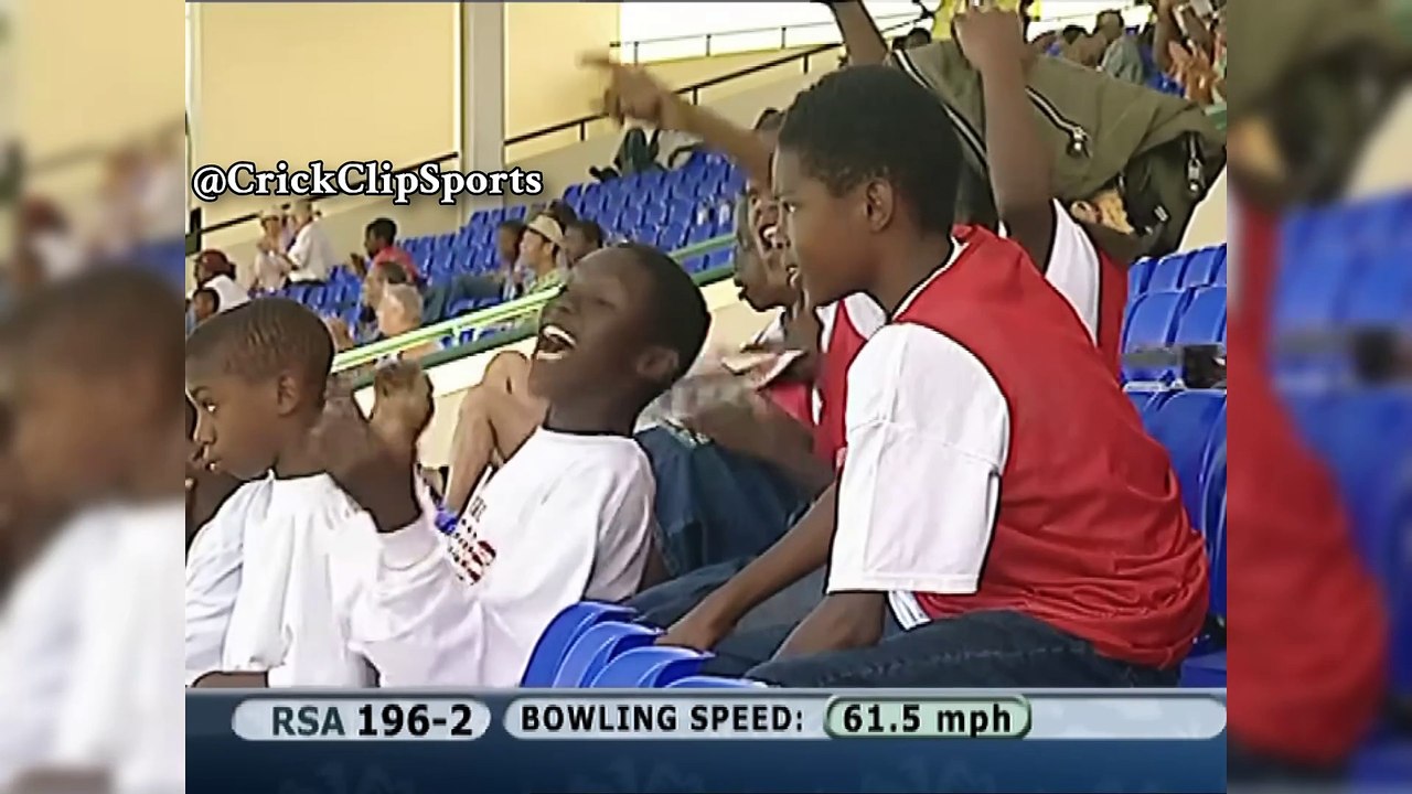 Herschelle Gibbs 2007 CWC | Smashes 6 Sixes in 6 Balls!