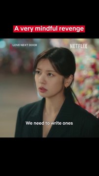 Jung Haein helps Jung Somin cast a curse on her former office bully | Love Next Door | Netflix