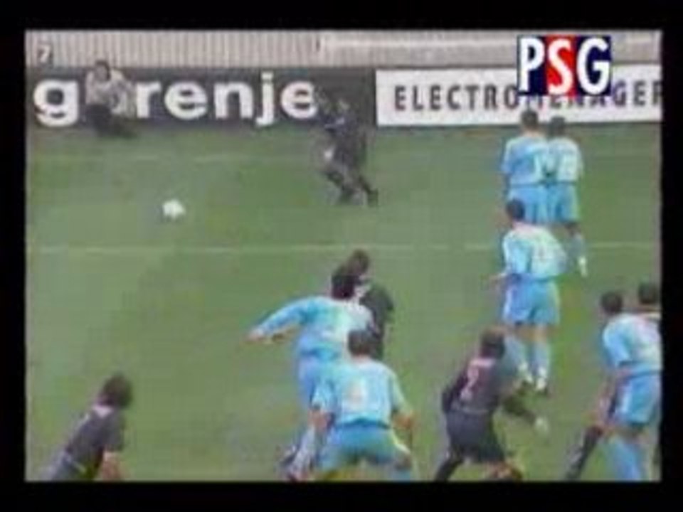 Ronaldinho's freekick (psg vs marseille)