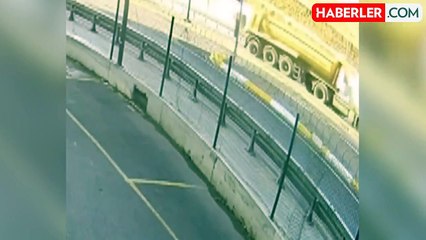 İstanbul'da 10 kişinin yaralandığı metrobüs kazası kamerada