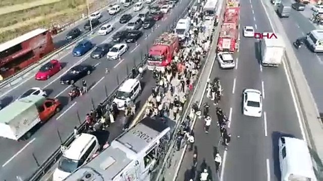 İstanbul'da metrobüs kazası: Yaralılar var