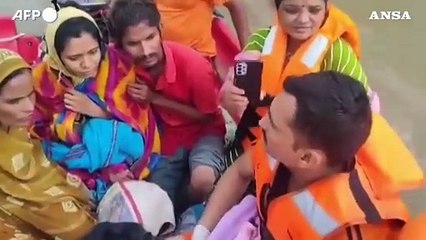 Maltempo in India, in corso le operazioni di soccorso dopo le piogge monsoniche