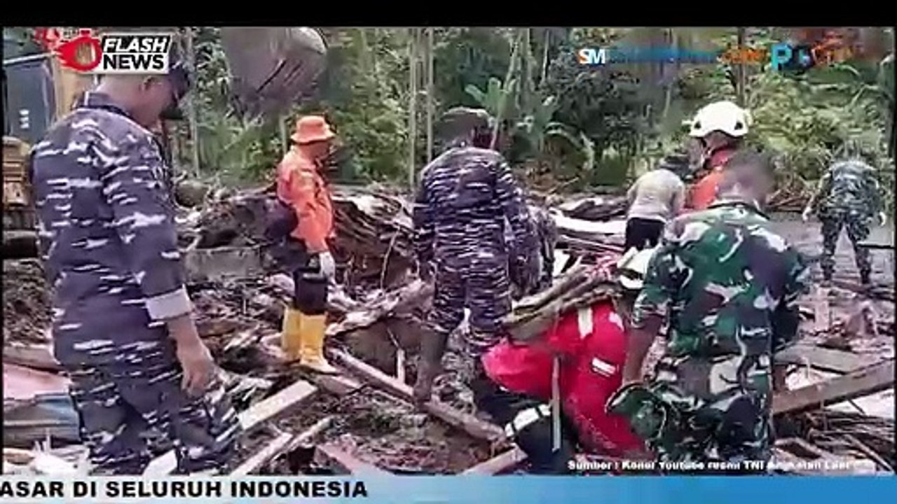 Gerak Cepat TNI AL dan Tim SAR Gabungan Evakuasi Korban Banjir Bandang di Ternate