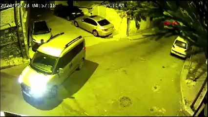 Şişli'de Rum Ortodoks Mezarlığı'nda define ararken yakalandılar