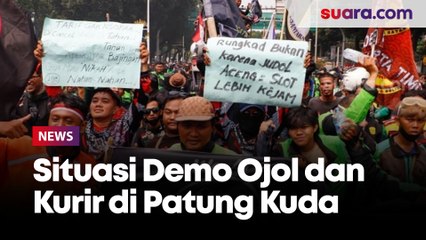 Situasi Demo Ojol dan Kurir di Patung Kuda, Serukan Tak Terima Pelanggan Demi Lakukan Aksi Damai