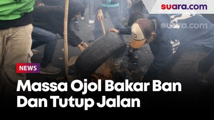 Massa Ojol Di Patung Kuda Bakar Ban Dan Tutup Jalan, Lalin Di Budi Kemuliaan Lumpuh Total