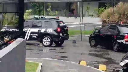 Capitão da PM Chega à Sede do Deic em Ação Surpreendente 🚓