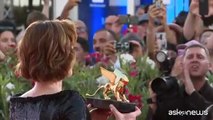 Sigourney Weaver, i sorrisi sul red carpet con il Leone alla carriera