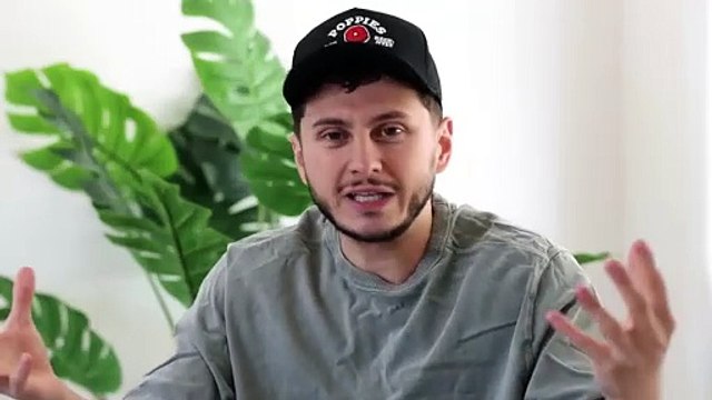 Blind Dating 7 Reality TV Stars #laughter #dailymotion #fbs #sexy #wow #daily #latest #trending #foryou