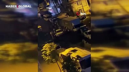 Park halindeki araçlara çarpıp kaçmak isteyen sürücüye meydan dayağı