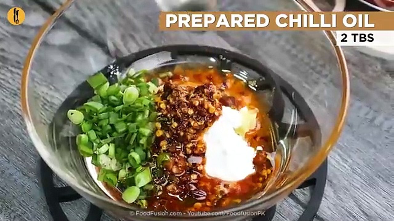 Chicken Dumplings with Chilli Oil and Dumpling Sauce