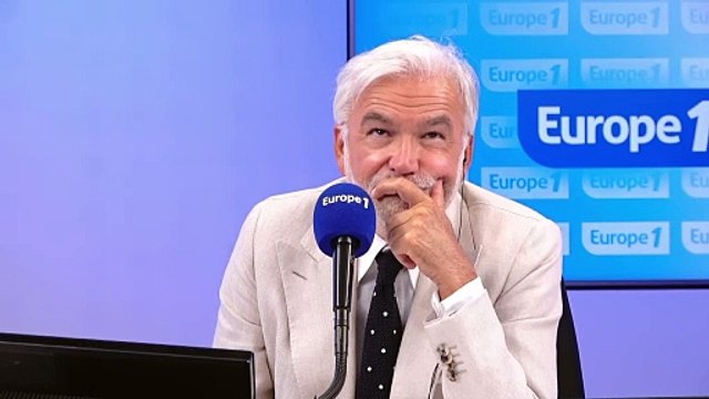 Pascal Praud et vous - Cérémonie d'ouverture des Jeux paralympiques : Patrick Hernandez «ému» par l'interprétation de «Born to be alive» par Chris