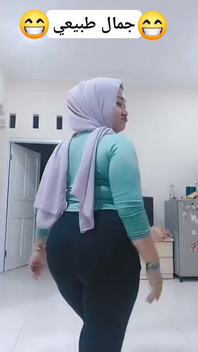 سودانية في شواطئ مصر