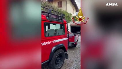 Télécharger la video: Maltempo, effettuati un centinaio di interventi dai Vigili del fuoco in Lombardia