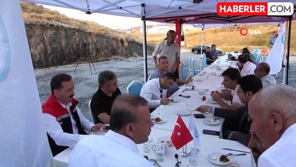Bitlis Eren Üniversitesi'nde bal hasadı yapıldı