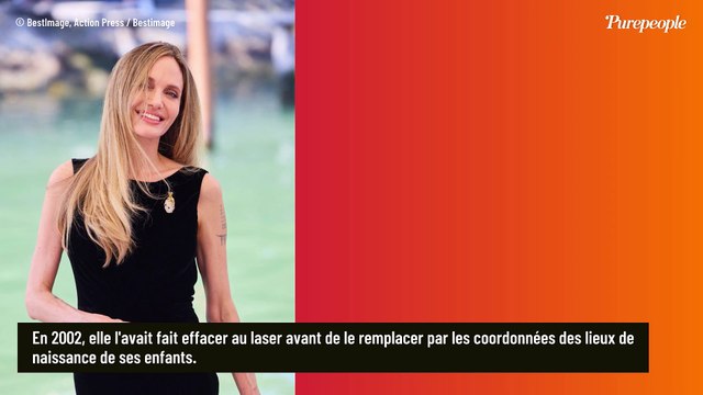 Angelina Jolie expose son impressionnante collection de tatouages à la Mostra de Venise, dans une robe noire pas si classique