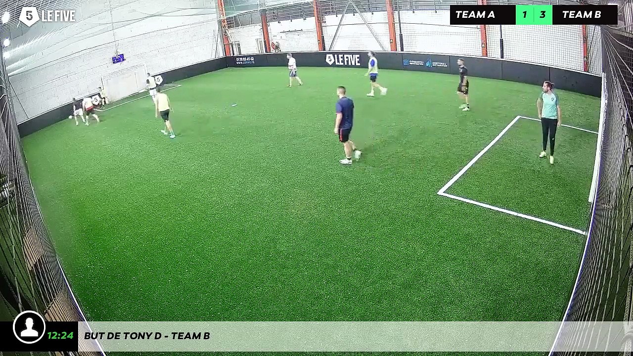 But de Tony D - Team B