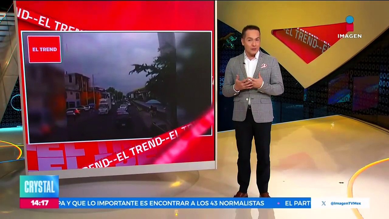 VIDEO: Camión cae desde lo alto de un puente - Vídeo Dailymotion